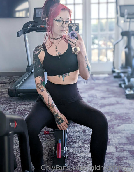 シックオンリーファン 無料 写真