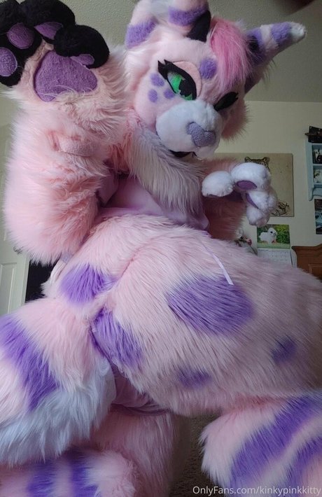 kinkypinkkitty 裸モデル 写真