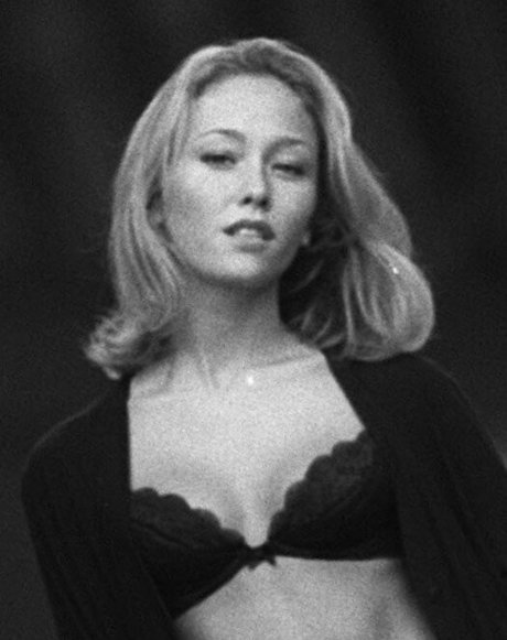 Natasha Hamilton ポルノモデル 画像