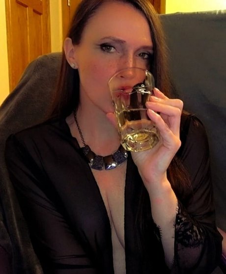 ゲイランジェリーOnlyFans えろ 画像