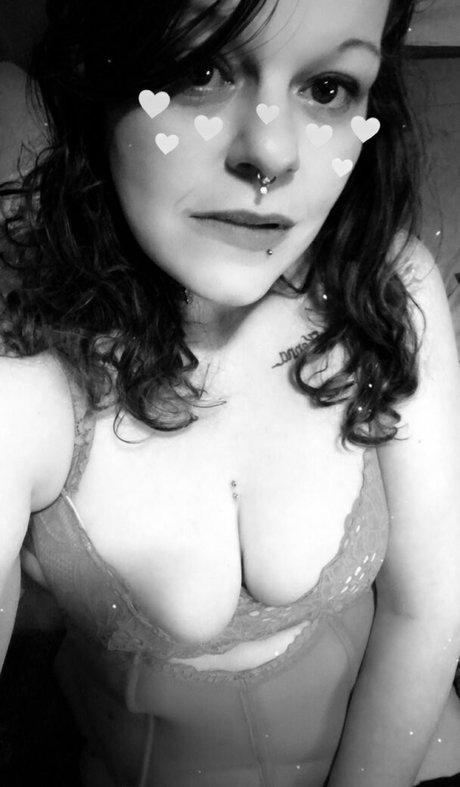 mama is naughtyfree セクシー女優 画像