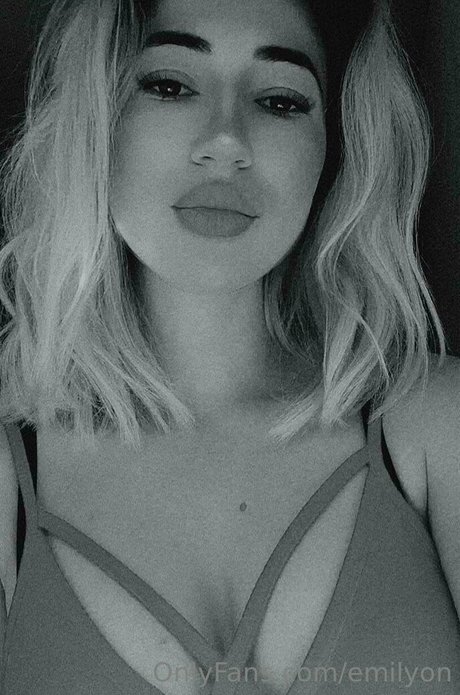 ママのアナルOnlyFans トップ 写真