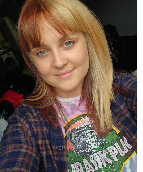 ゲイアナル舐めオンリーファンズ 可愛い 写真