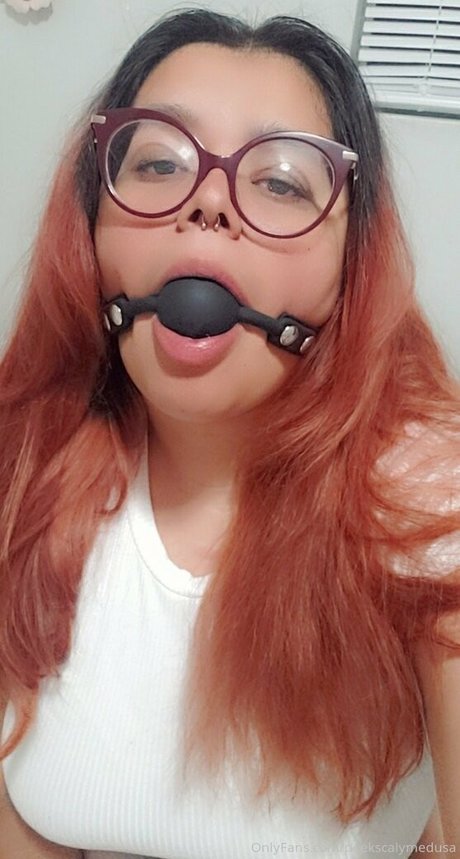 peekscalymedusa ホットなモデル 画像