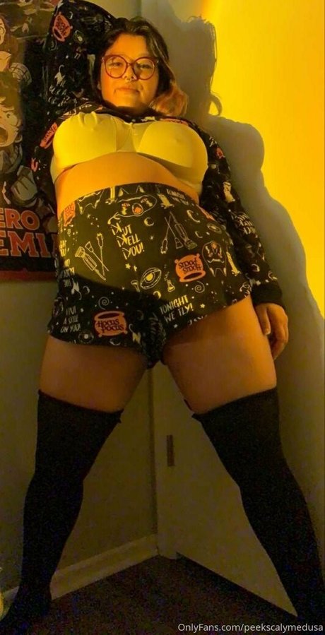 peekscalymedusa ポルノスター トップ 画像