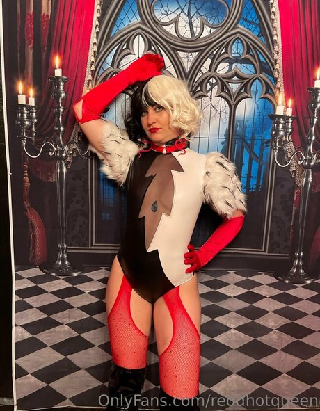 reddhotqueen ヌードモデル 写真