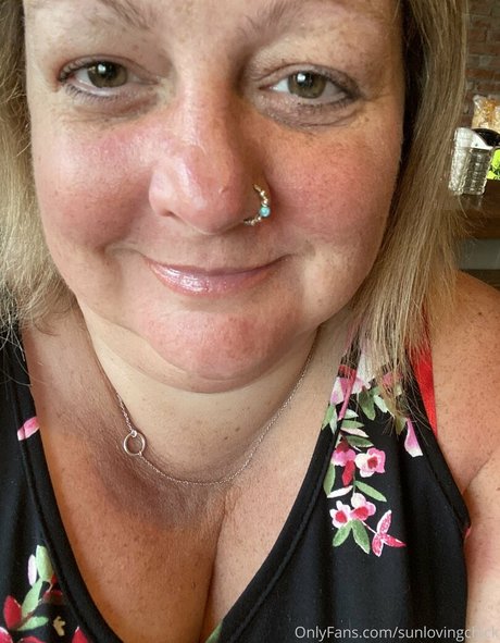 sunlovingchick エロティックなスター 写真