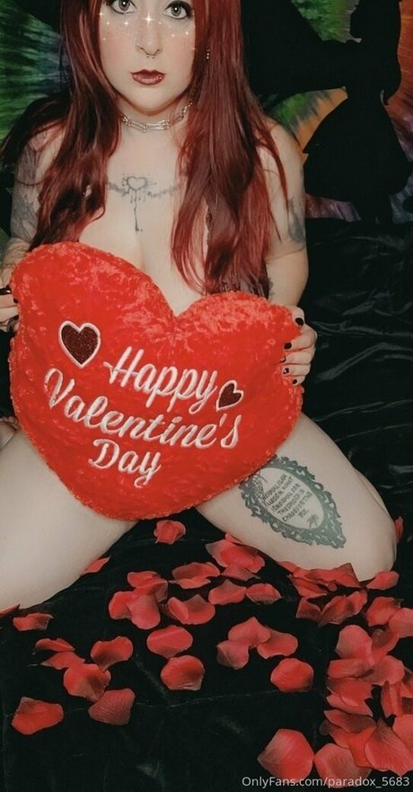 足ヌードオンリーファンズ セクシーヌード 写真