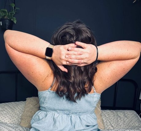 Michele Moon ヌードモデル 写真