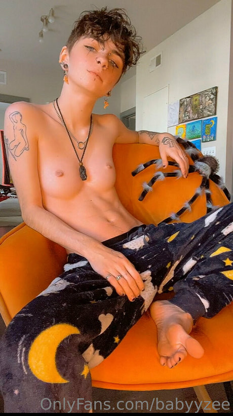 Babyyzee 美しいスター 写真