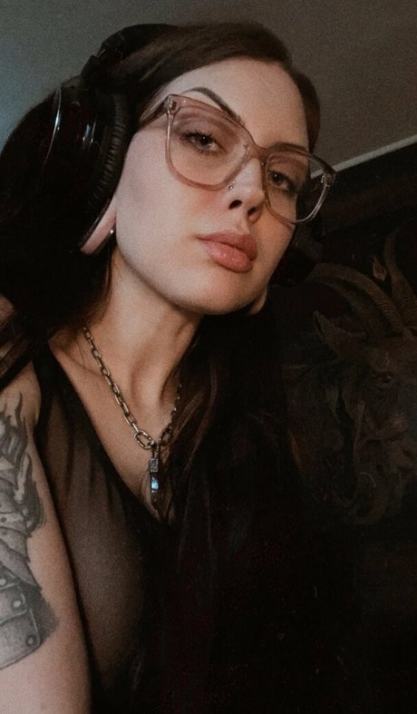 Dametualma 美しいモデル 写真