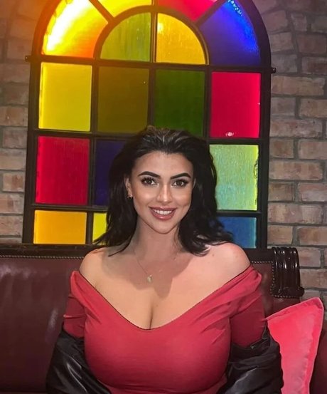 アジア人 BBC オンリーファンズ ポルノ 画像