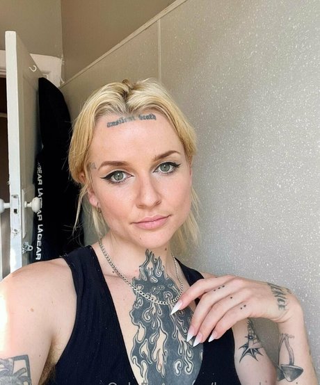 lavenderquinn 素敵なモデル 写真