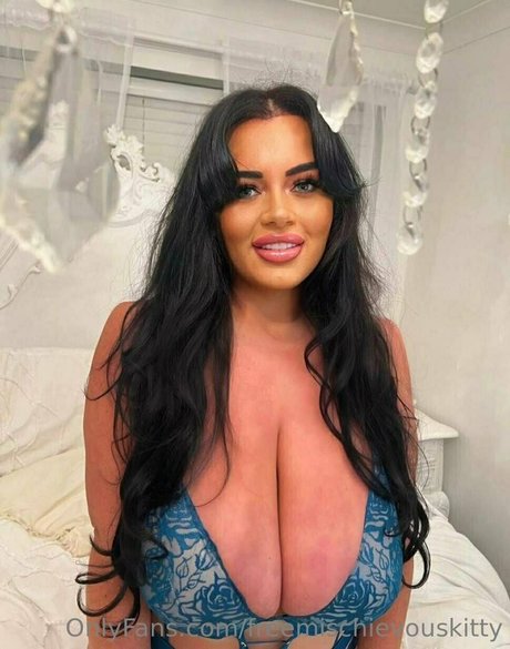 女性の筋肉オンリーファンズ 無料ヌード 画像