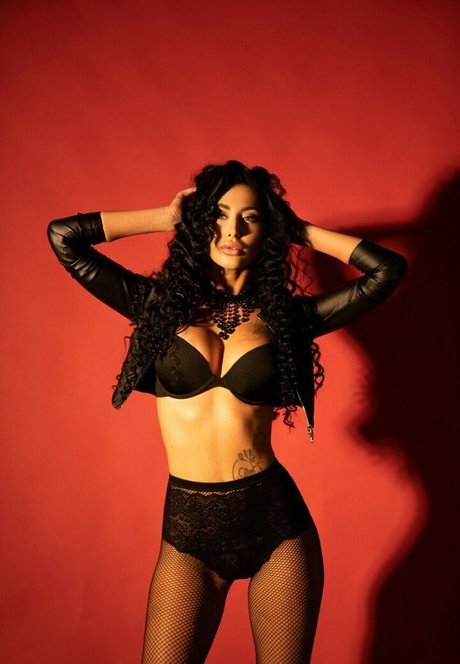 甘いおまんこオンリーファンズ ポルノ 画像