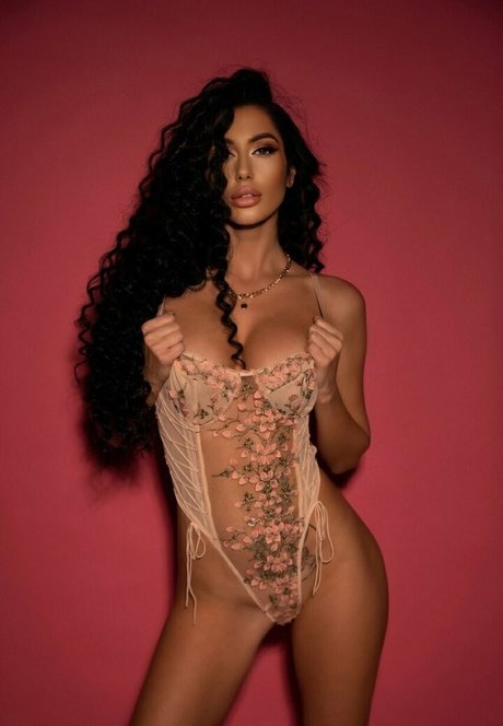 女性の筋肉オンリーファンズ 美しいxxx 画像