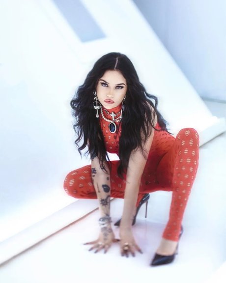 赤毛の太めOnlyFans ポルノグラフィック アーカイブ