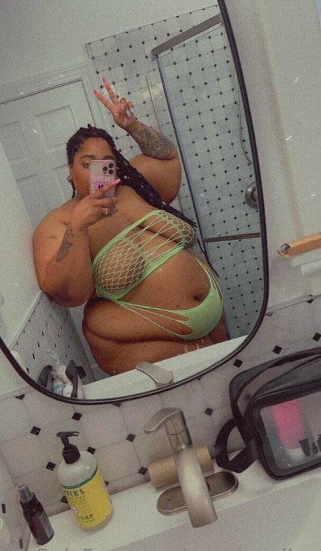 asmr ジンジャー オンリーファンズ 無料セクシー 写真