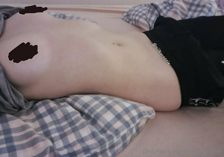 milkycazzie 無料のスター 写真