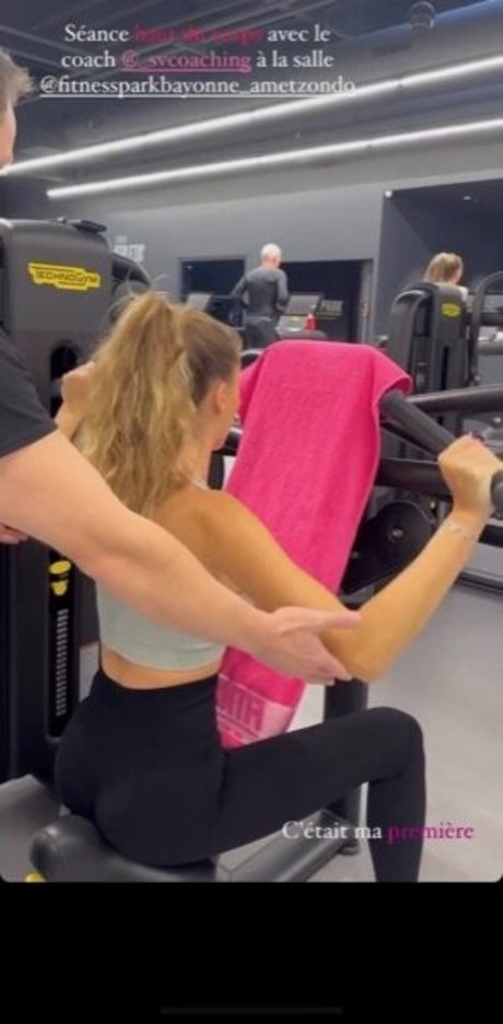 Cassandra Julia 美しいポルノスター 画像