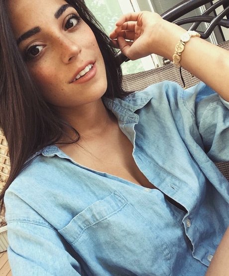 女性フィットネス オンリーファンズ ヌード 写真