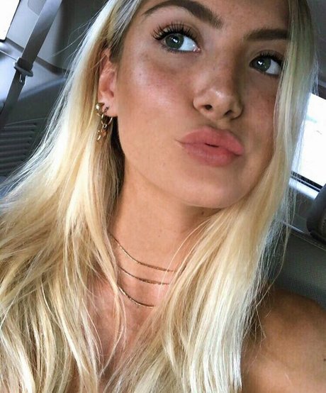 Megan Aisoff HDモデル アーカイブ