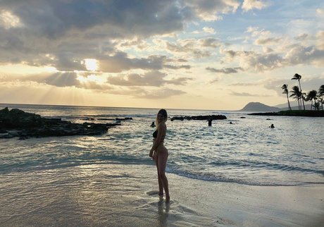 Megan Aisoff 可愛いモデル 写真