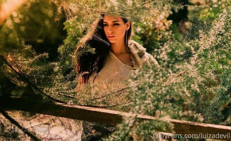 luizadevil 素敵なポルノスター アーカイブ