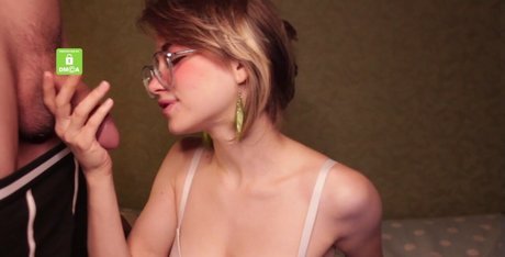 JOIティーンオンリーファンズ 無料ポルノ 写真