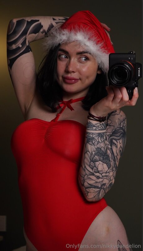 ポーグ xxx オンリーファンズ 無料ヌード 写真