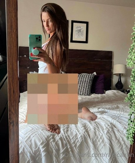 フィットネス xxx onlyfans 無料セクシー 写真