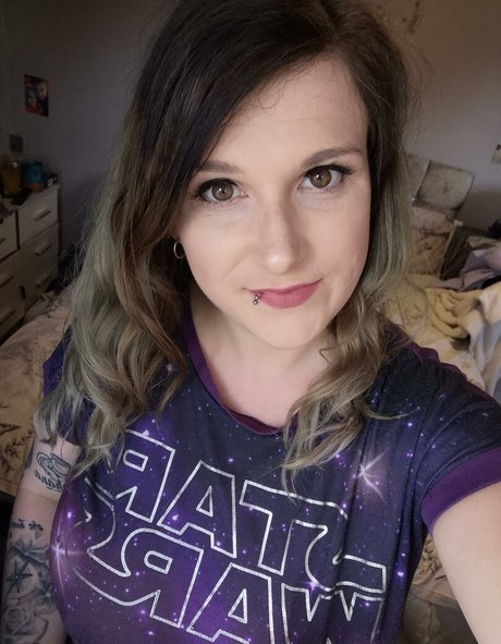 熟女クーガーオンリーファンズ アートヌード ギャラリー