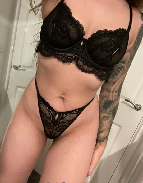 creamycaitlin xxxモデル 写真