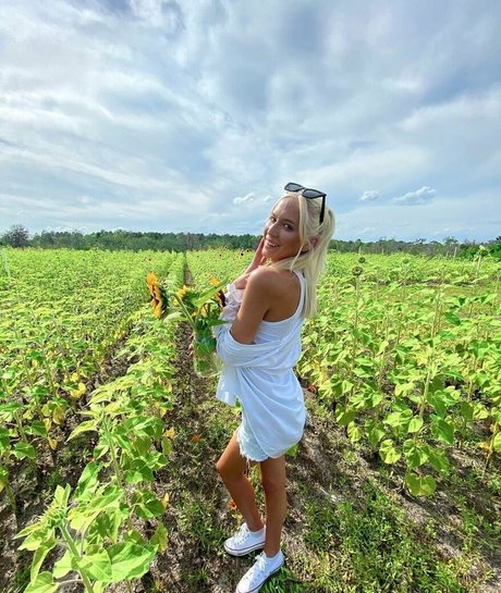 Madison Horacek 高品質女優 画像