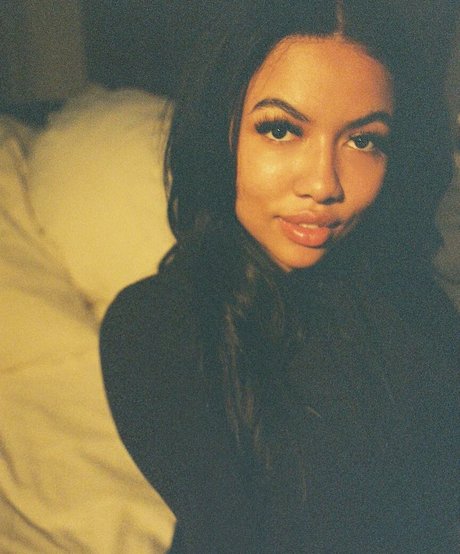 パフィーオンリーファンズ ホットヌード 写真