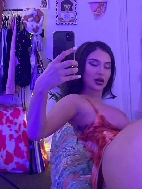 lotsof lana アダルト女優 写真