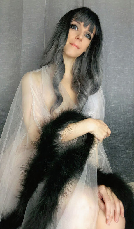 最高のプッシーオンリーファンズ 無料セクシー 写真