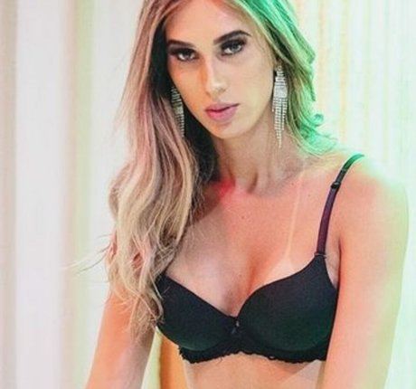 Nathalia Bahls 裸のポルノスター 画像