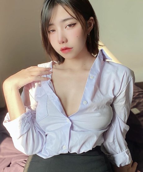 nahaneulll アートポルノスター 写真