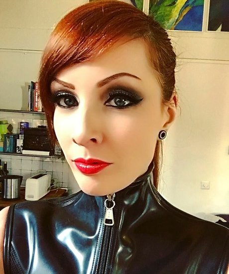 Amarantha LaBlanche 完璧なモデル 写真