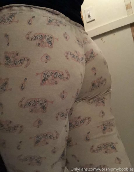 worshipmyboobies 完璧なモデル 写真