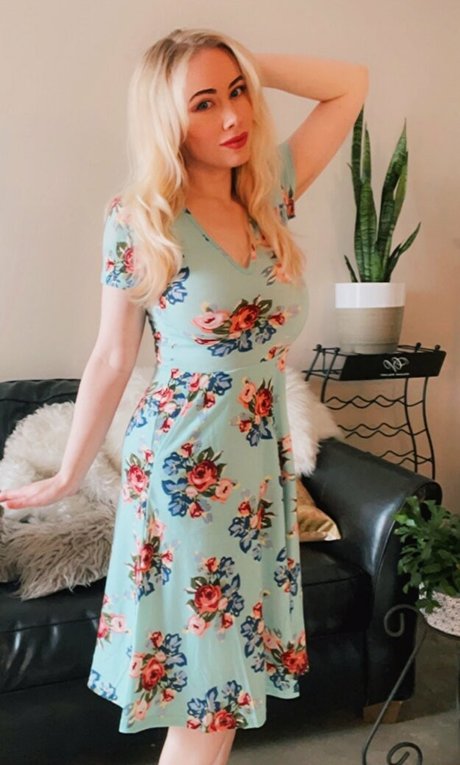 毛深い足のOnlyFans アート裸 写真