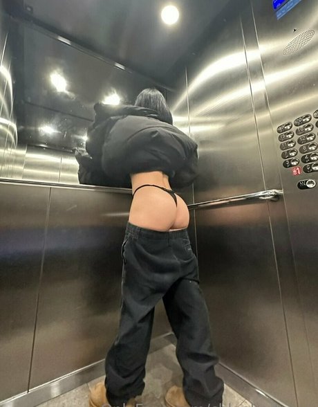 chloehodgson 裸モデル ギャラリー