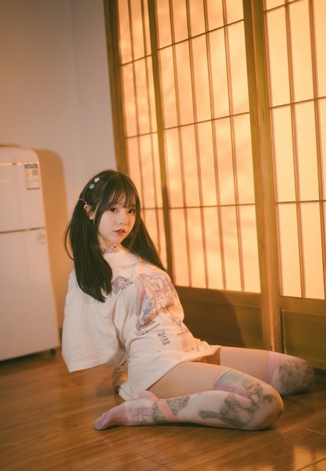 YourDrug66 ヌードのポルノスター 画像