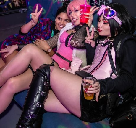 ぽっちゃり黒人OnlyFans 美しい 写真