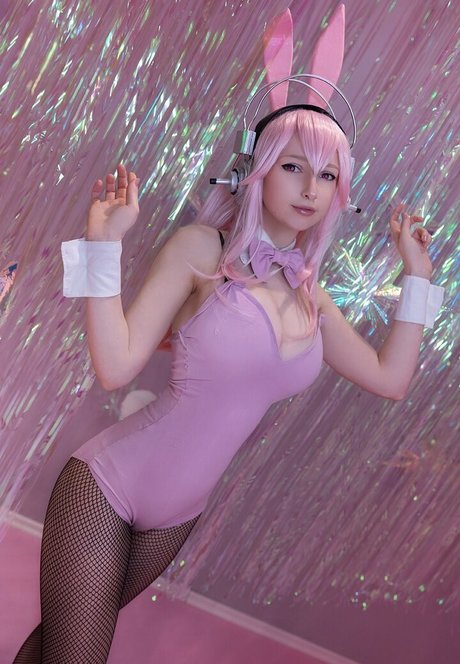 アジアンゴス オンリーファンズ アートヌード 画像