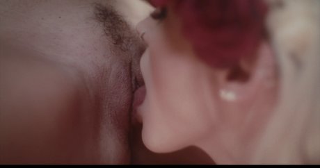 Zazie Skymm 美しいモデル 画像