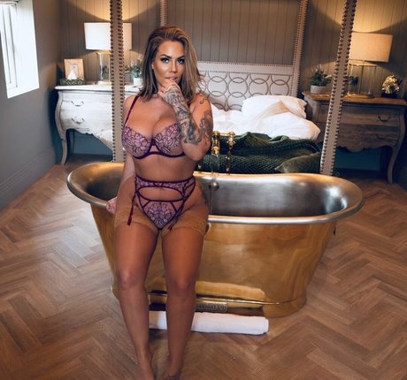 Victoria Love 素敵なモデル 写真