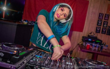 アジアンツインズOnlyFans ベスト 写真