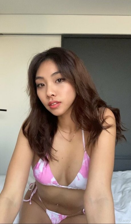 Ya Stacey かわいいポルノスター 写真